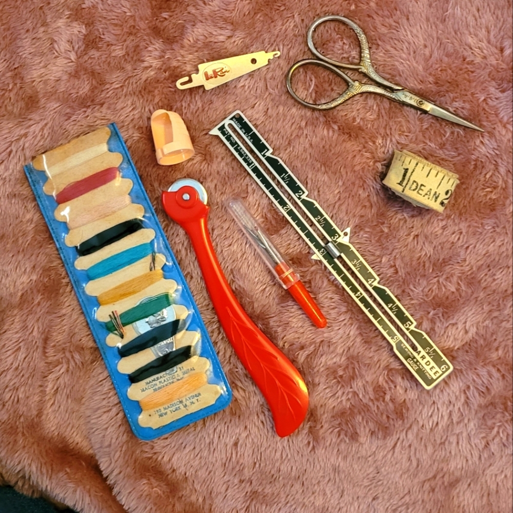 Vintage Sewing Notions